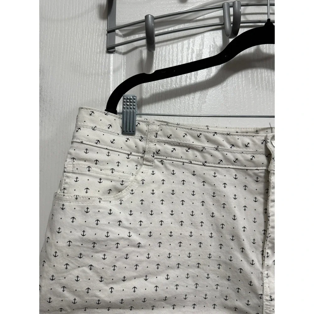 Stitch Star Womens Size 20W White Anchor Print Denim Shorts Casual‎ Nautical